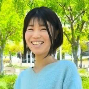 真下 知子