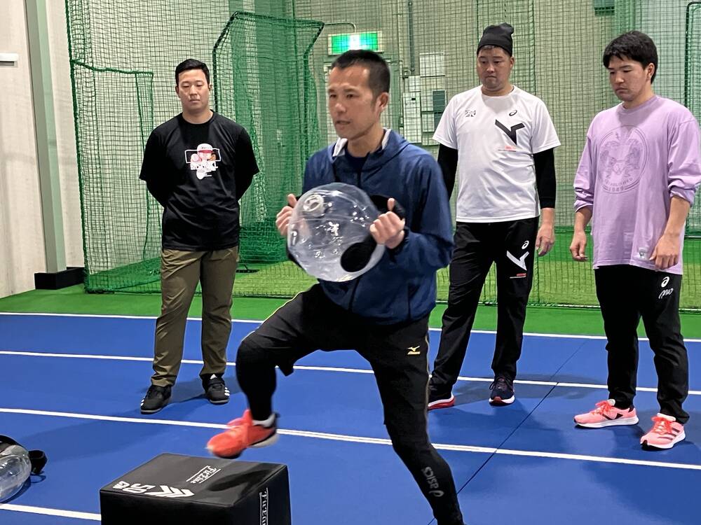 プロ野球選手自主トレサポート