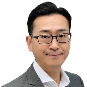 石田 義彦